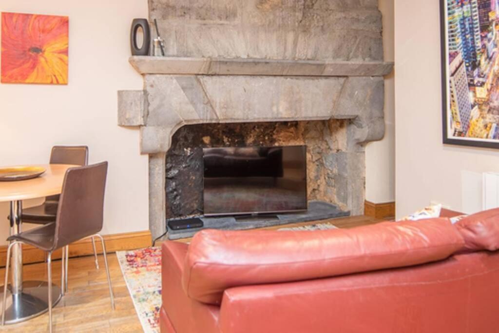Latin Quarter Luxury Apartment Голуей Екстериор снимка