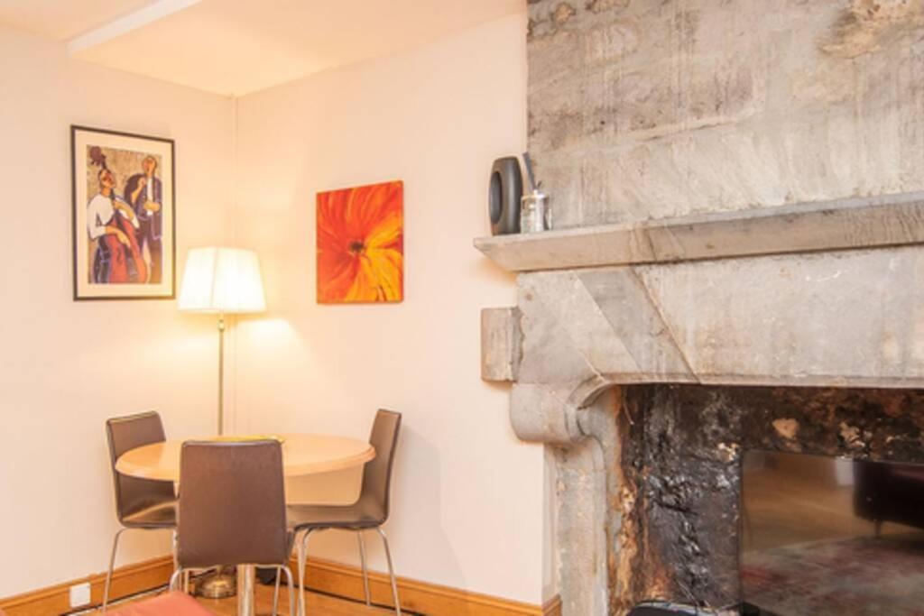 Latin Quarter Luxury Apartment Голуей Екстериор снимка